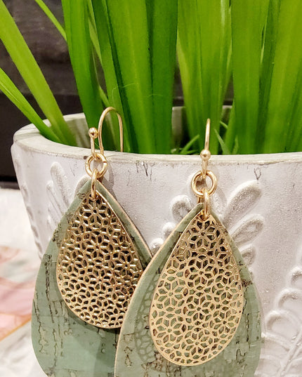 Metal & Cork marquise Earrings image 1