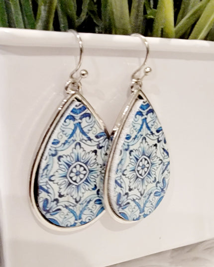 Royal blue Moroccan Teardrop Earrings image 4