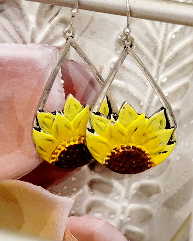 Sunflower Earrings image 4