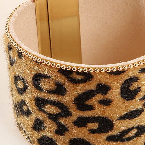 Thick Animal Print Bracelet in Faux Calf Hair image 0