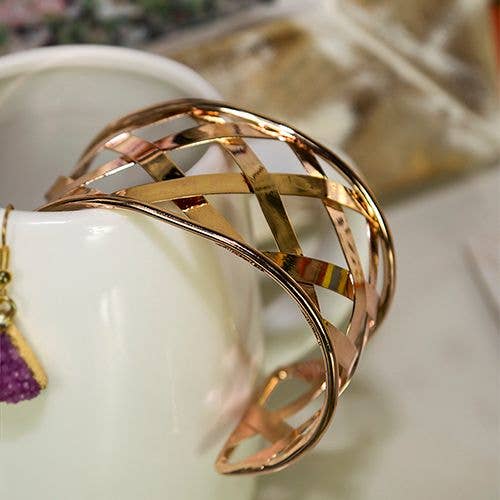 Cuffed Bracelet -GOLD image 5