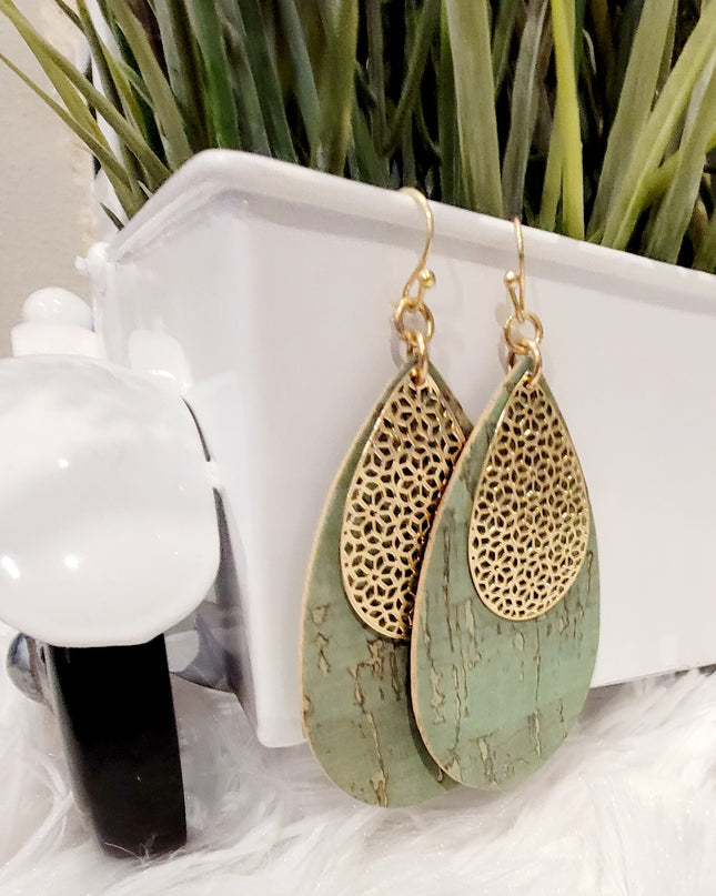 Metal & Cork marquise Earrings image 4